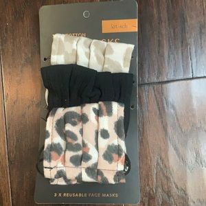 NWT set of 3 Kitsch masks